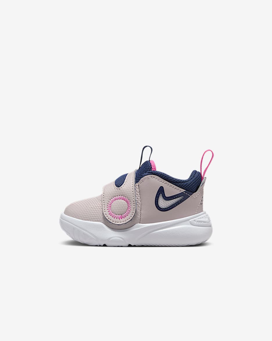 Tenis para bebe e infantil Nike Team Hustle D 11